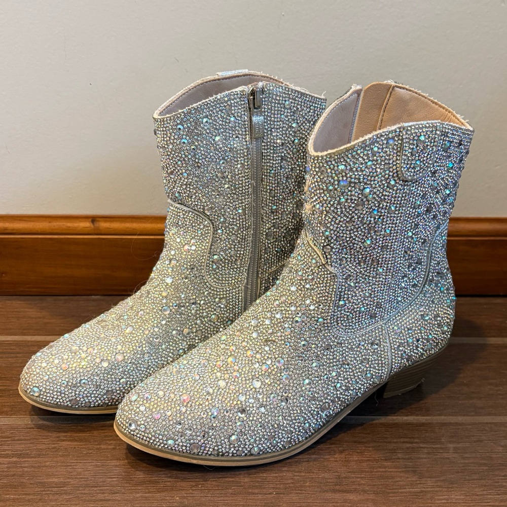 Badgley Mischka Silver Ankle Boots